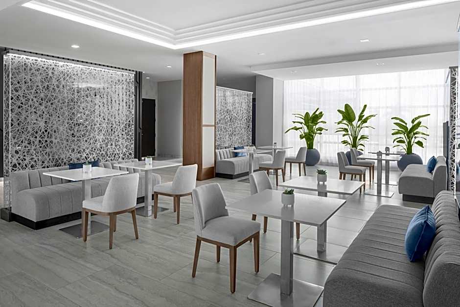 AC Hotel by Marriott Miami Dadeland