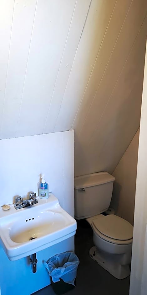 Yellow Dog Lodge, Inc.