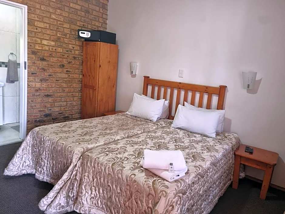 Airport Inn Bed and Breakfast