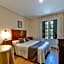 Hotel Santillana