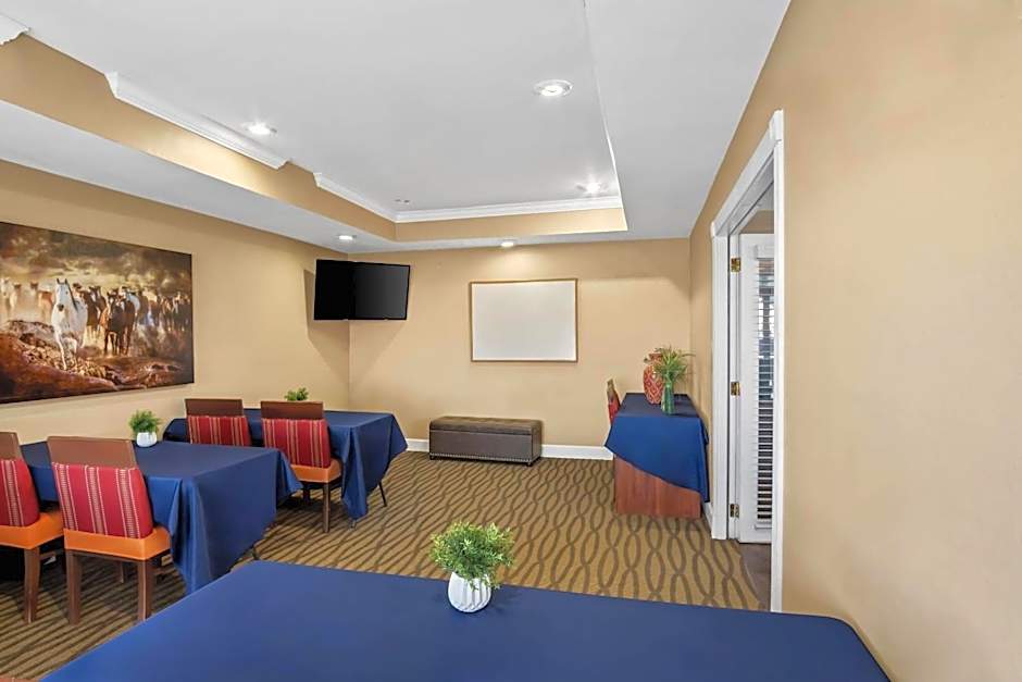 Quality Suites Irving-Las Colinas