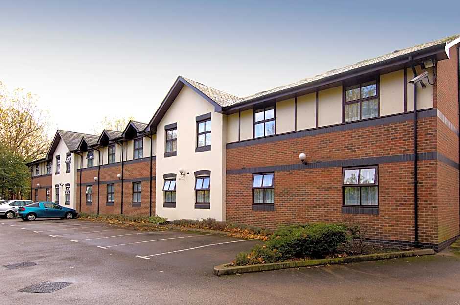 Premier Inn Stockport South