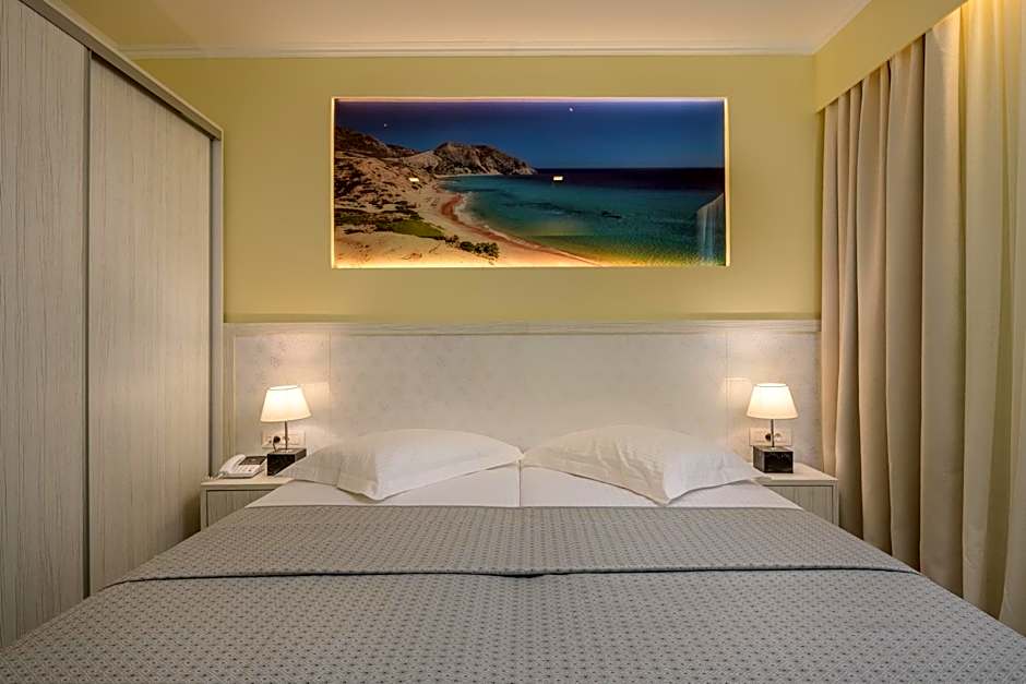 Alexandra Hotel&Apartments