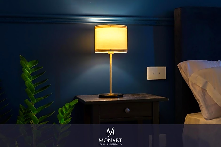 MONART HOSPITALITY Cavour