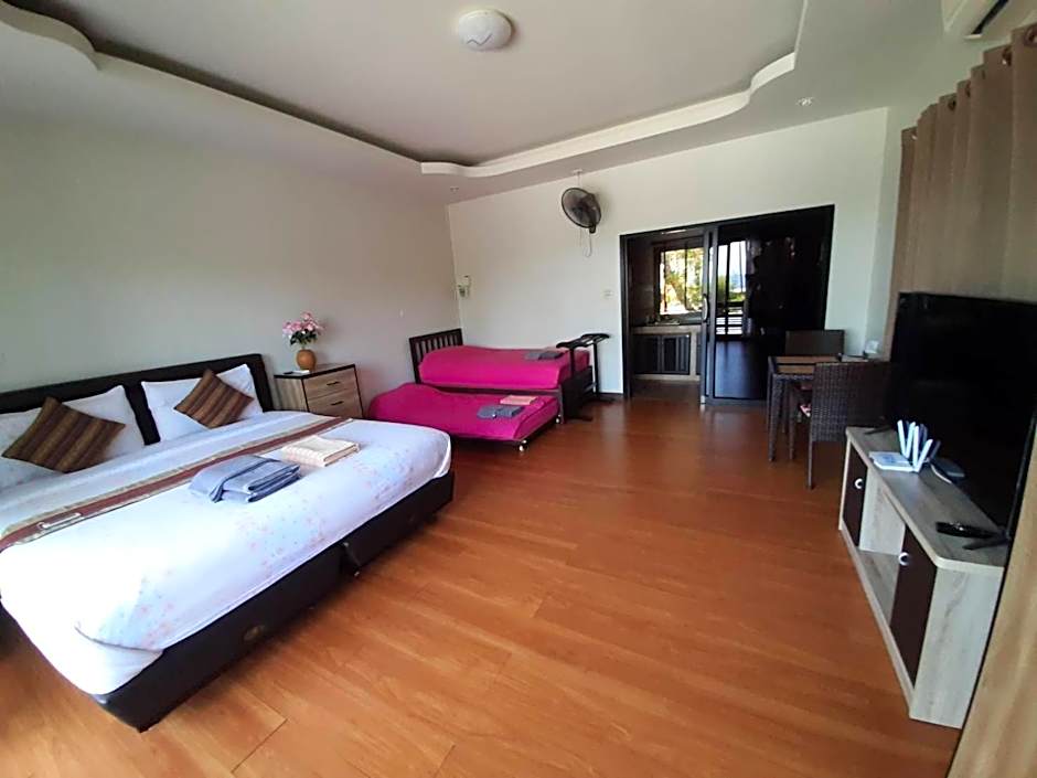 Lipe Banyan Apartments