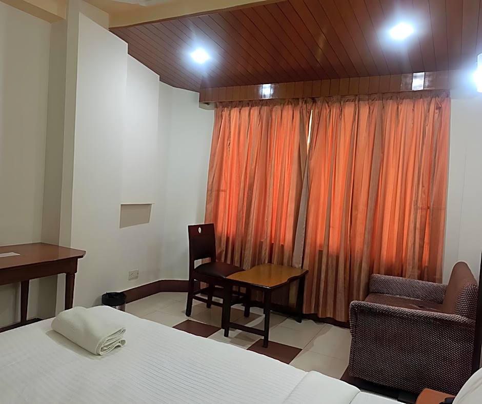 Hotel Ambarish Grand Residency