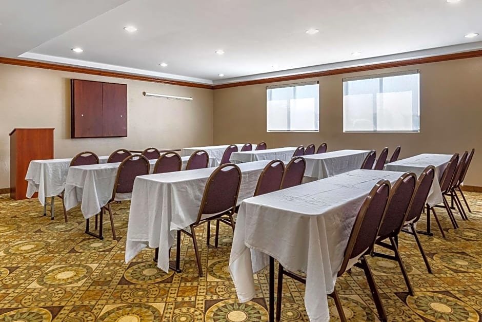 Comfort Inn Warren