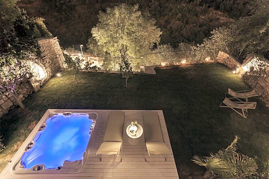 Locanda Don Serafino Historical Boutique Hotel