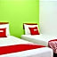 OYO 90324 Muar Station Hotel