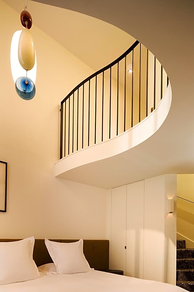 Hotel Marignan Champs-Elysees