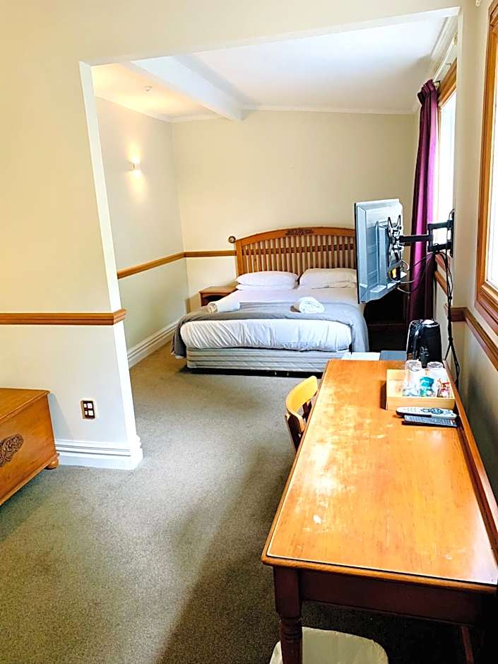 Shepherds Arms Hotel