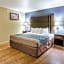 Econo Lodge Inn & Suites I-35 At Shawnee Mission