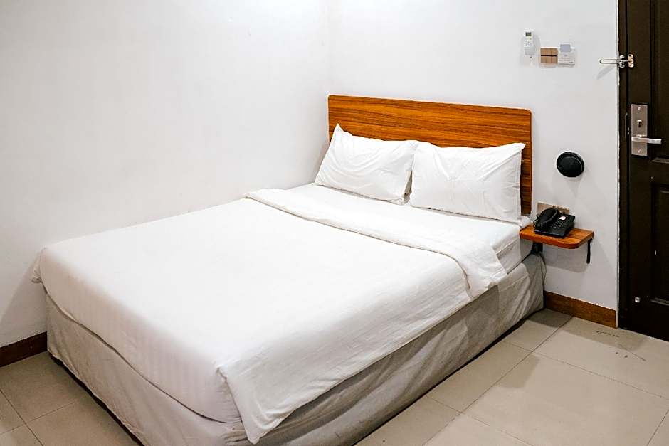 Chola Inn At Nagoya Hill Batam Mitra RedDoorz – Batam Island, SC