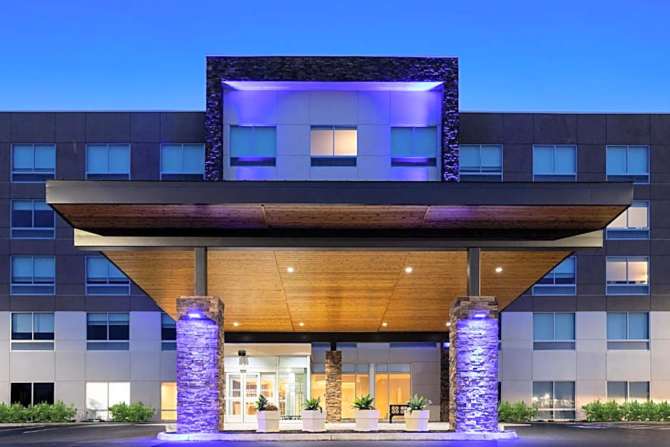 Holiday Inn Express And Suites Waynesboro East By IHG