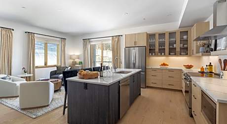 Three-Bedroom Apartment with View