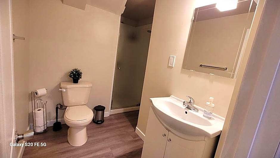 Home away from home - 6 bedroom fantastic bungalow