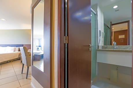 TRIPLE STANDARD SINGLE BEDS - 1 PERSON