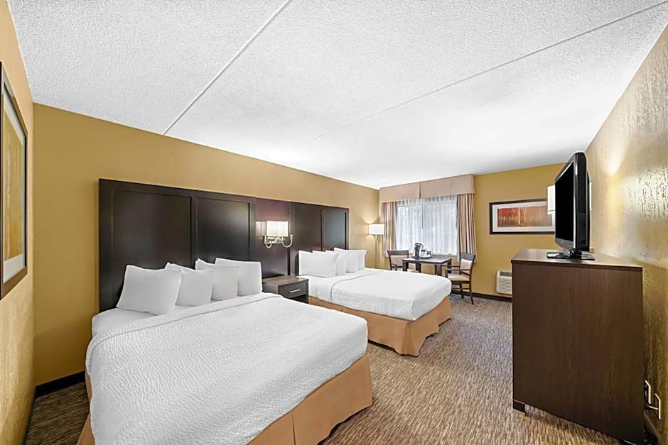 Best Western Plus Mariposa Inn & Conference Centre