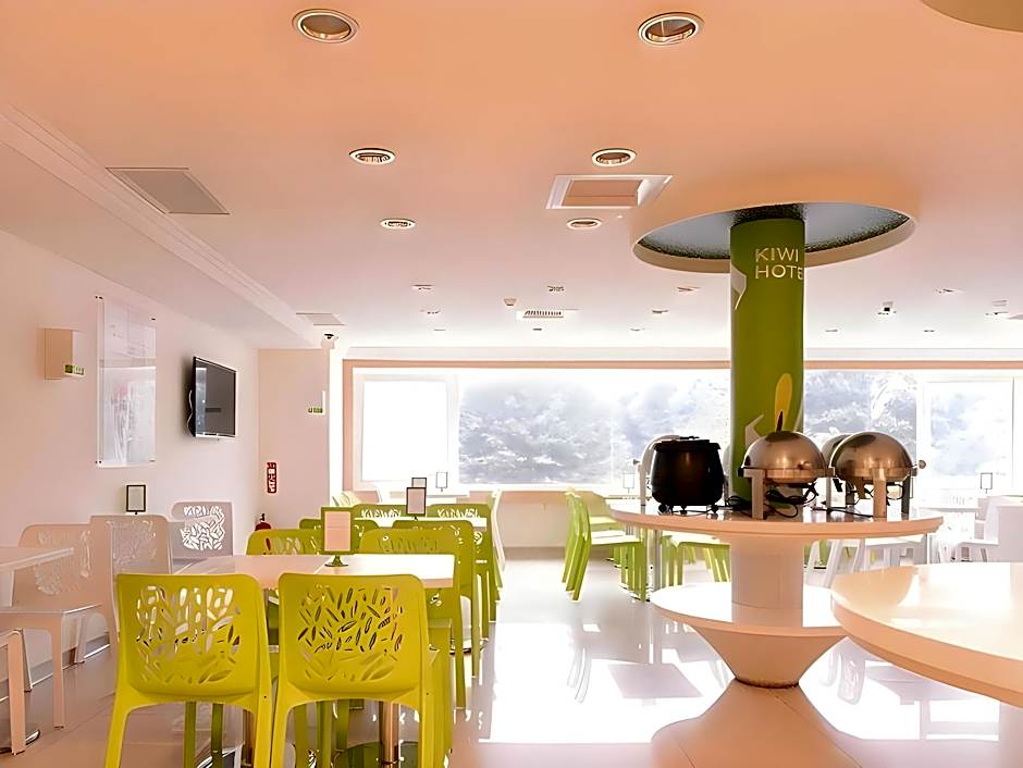 KIWI EXPRESS HOTEL-Taichung Station Branch 1