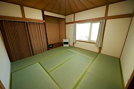 Japanese-Style Room