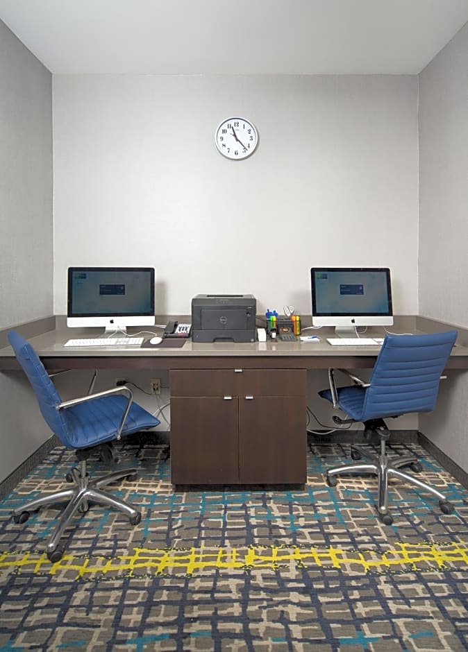 Holiday Inn Express & Suites Oklahoma City Downtown - Bricktown, an IHG Hotel