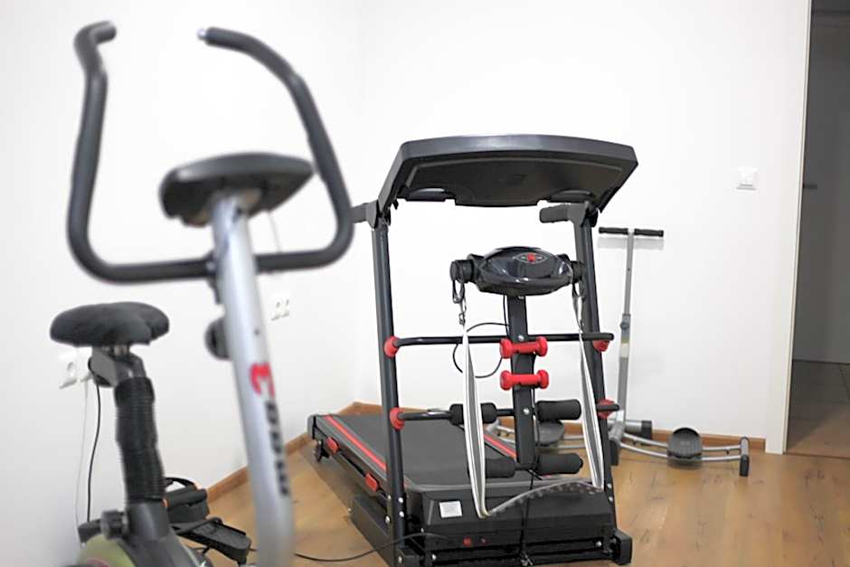 Rooms & Glamping Lana Haus