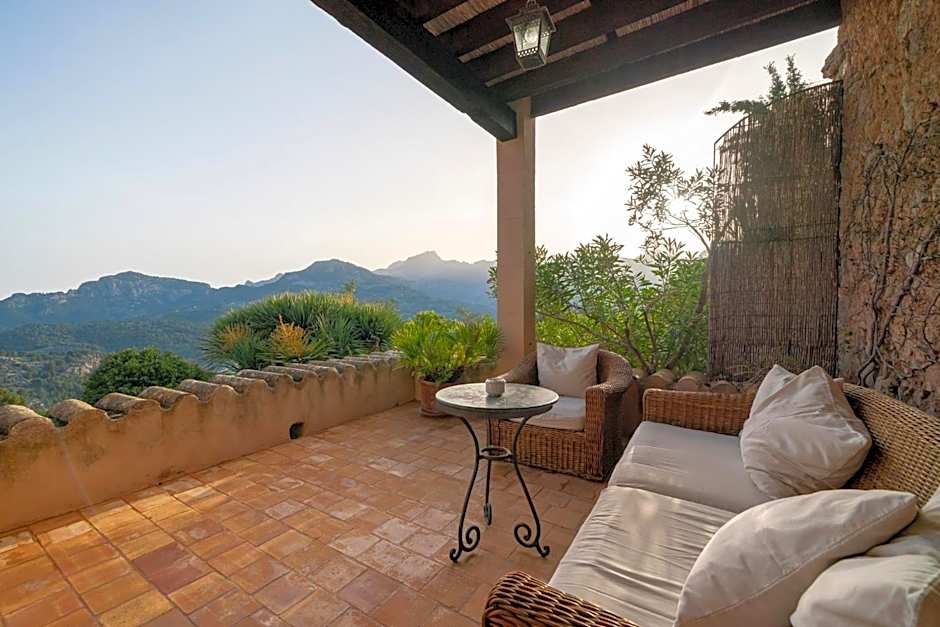 Ca's Xorc - Luxury Retreat & Restaurant