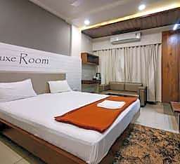 Hotel Midtown, Vadodara