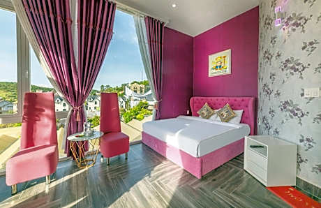 King Room with Spa Bath