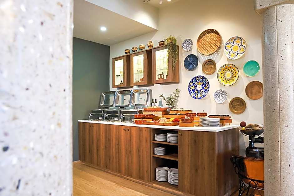 Mikes Kanarium City Hotel