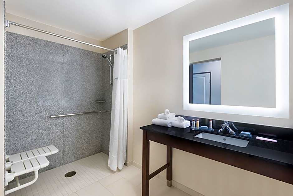 Wingate by Wyndham Sidney