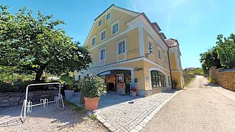 Hotel garni Weinberghof & Weingut Lagler