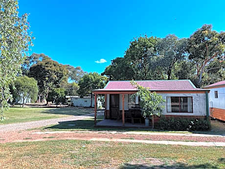 Mansfield Lakeside Caravan Park