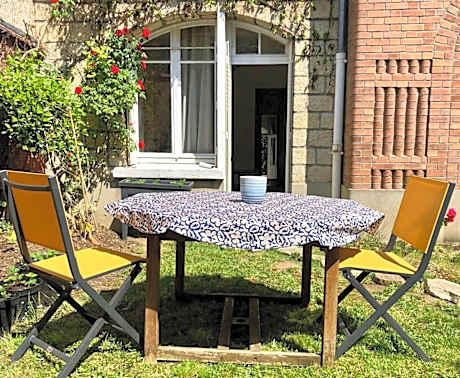 Superb Studio in villa with separate entrance