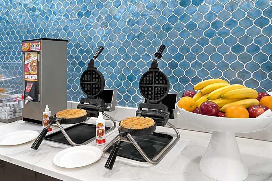 La Quinta Inn & Suites by Wyndham Columbus Dublin