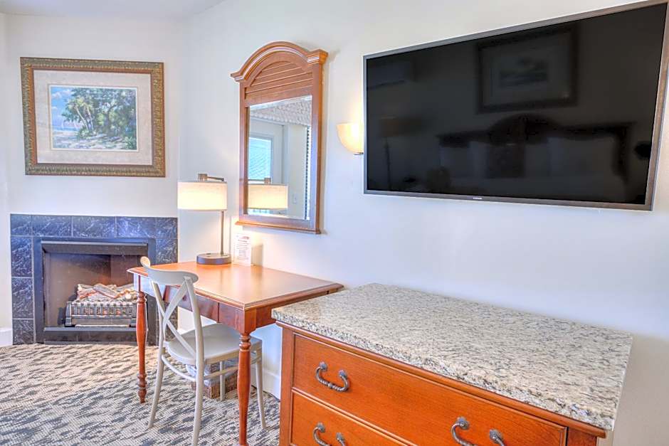 La Fiesta Ocean Inn And Suites