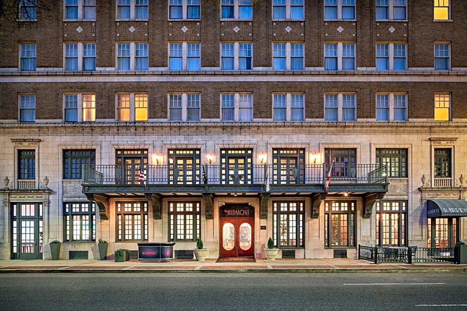 Redmont Hotel Birmingham, Curio Collection by Hilton