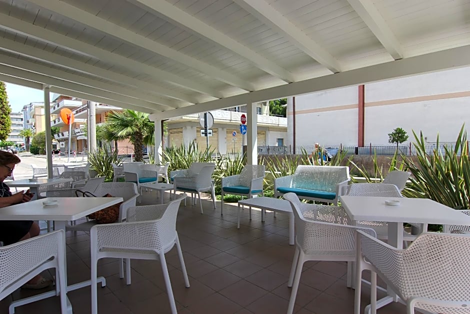 Adria Beach Hotel