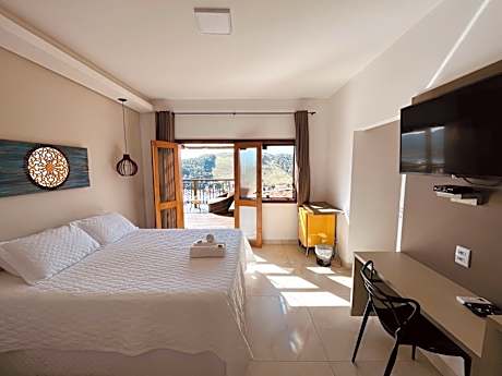 Suite with Lake View