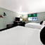 Baymont by Wyndham Liberty MO