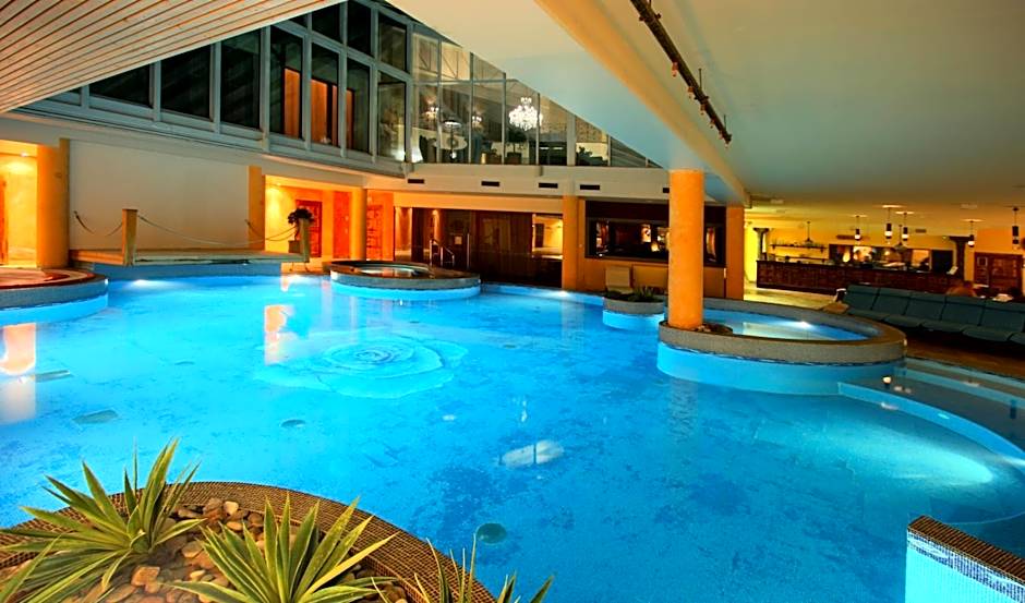 Grand Rose SPA Hotel