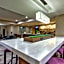Country Inn & Suites by Radisson, Hampton Coliseum