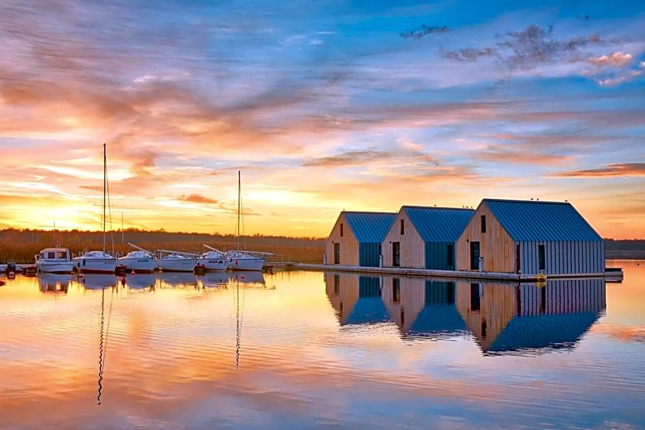 Domy na Wodzie na Mazurach