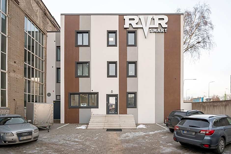 RVR Smart Apartments Riga with Free Parking and Self Check-in