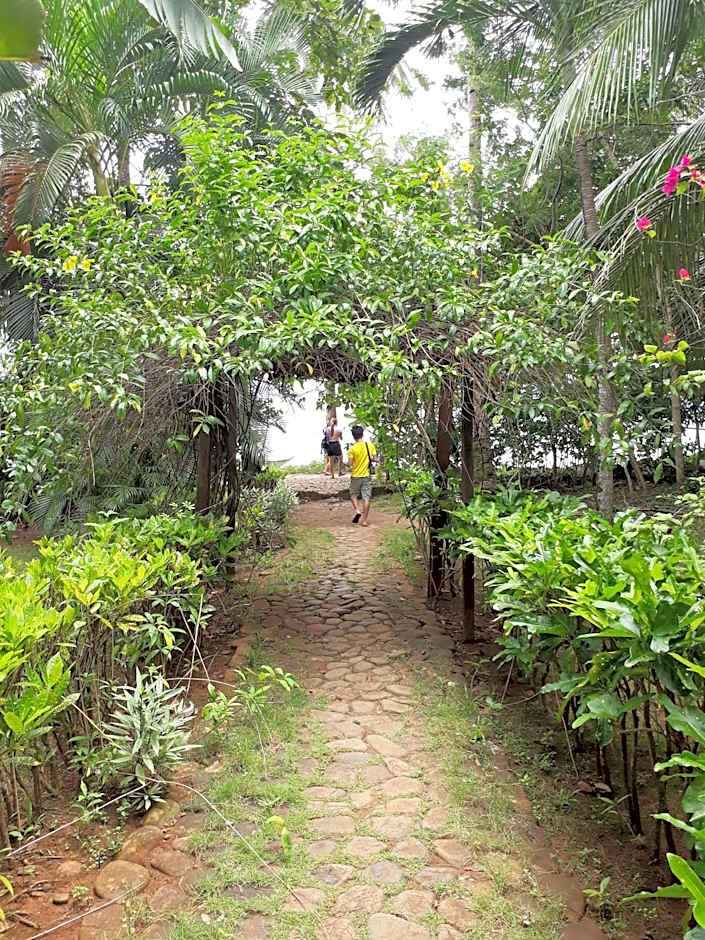 Dabdab Tourist Inn