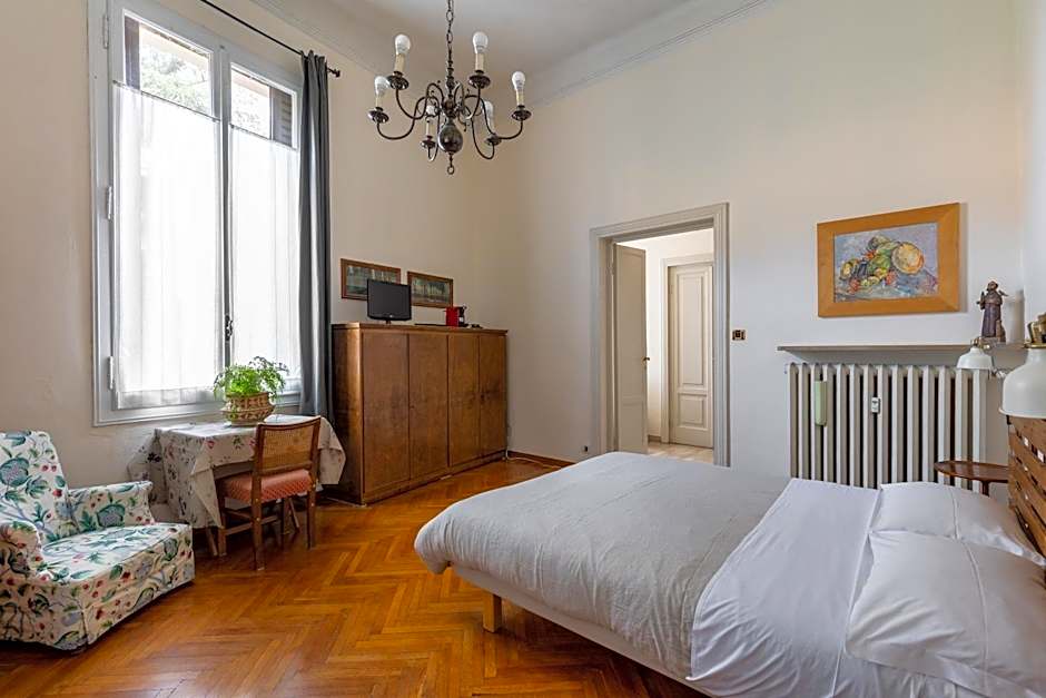 Italy Prestigious Guest House