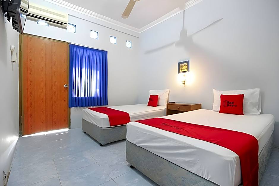 RedDoorz @ Hotel Raditia Graha Yogyakarta