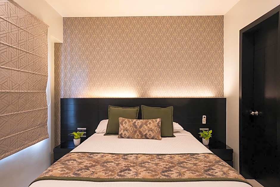 AR Suites Fontana Bay - Kalyani Nagar