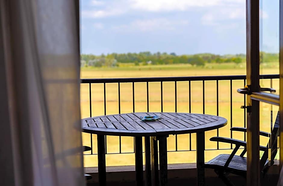 Wyndham Garden Lujan