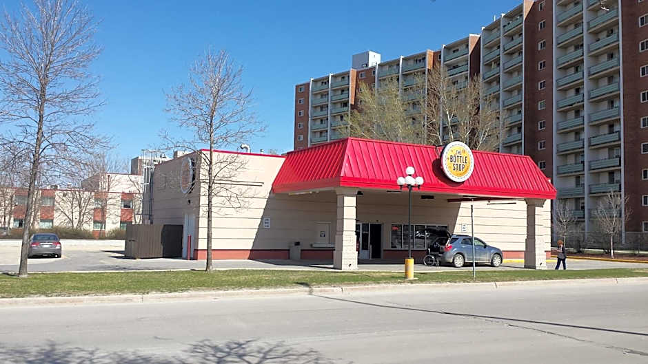 Canad Inns Destination Centre - Fort Garry